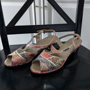 Gorgeous Womens Vintage Retro Penaljo Abstract Artistic Sandal Shoe Size…